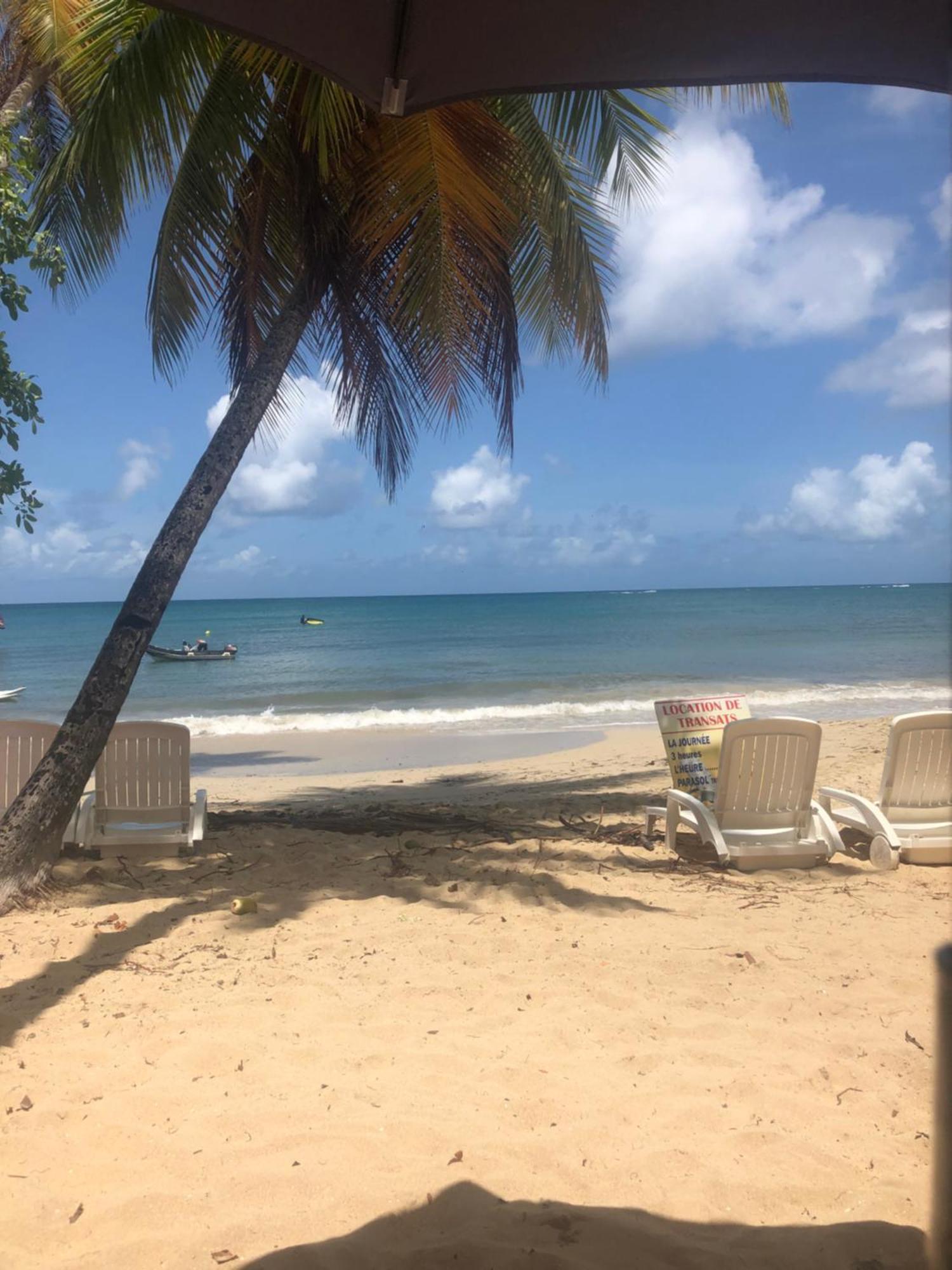 Case Coco A Sainte Anne Avec Wifi Vue Mer Exterior foto